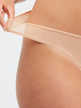 Fabletics I Fine Touch Thong
